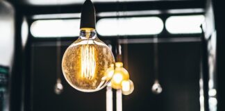 Jak przygotować się do montażu instalacji elektrycznych w domu
