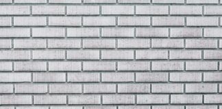 Najlepsze materiały do murowania ścian i kominków