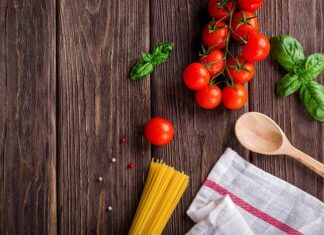 Ile wody dziennie potrzebuje pomidor? Ile wody dziennie potrzebuje pomidor?