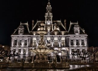 Gdzie najładniejsze iluminacje w Warszawie?