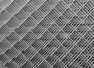 Jak głęboko wkopać rury do nawadniania? Jak głęboko wkopać rury do nawadniania?