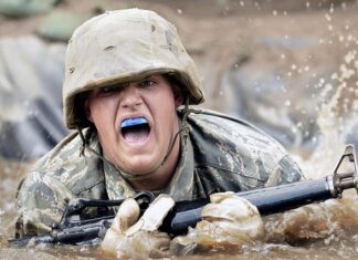 Co zrobić z zalana kosiarka? Co zrobić z zalana kosiarka?