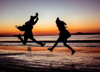 Czemu wibruje kosiarka spalinowa?