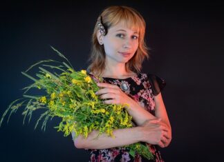 Jak pozbyć się żółtych plam z deski sedesowej?