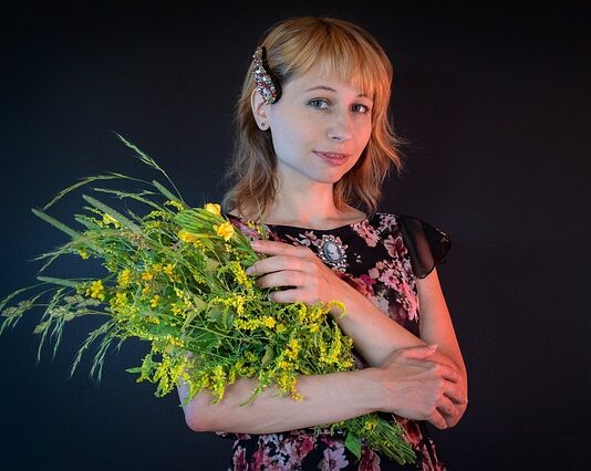 Jak pozbyć się żółtych plam z deski sedesowej?